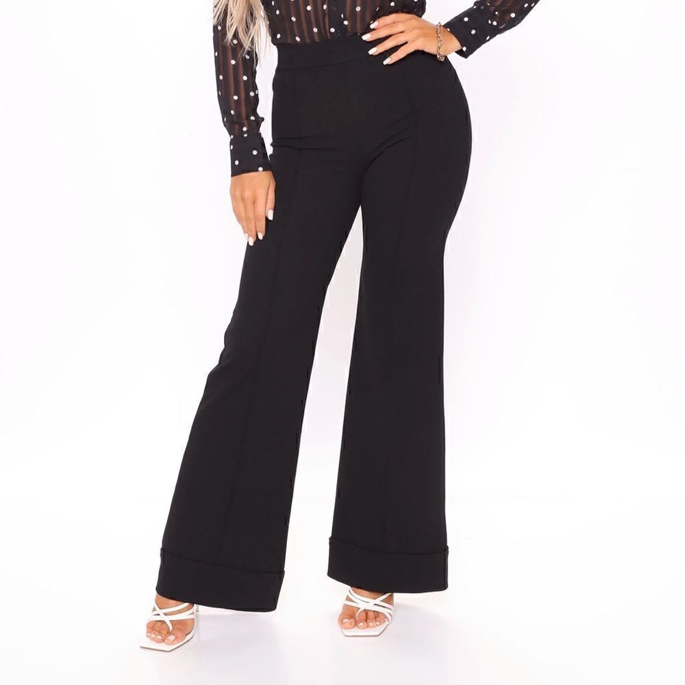 NWT Fashion Nova High Waisted Wide Leg Black Pant Sz M